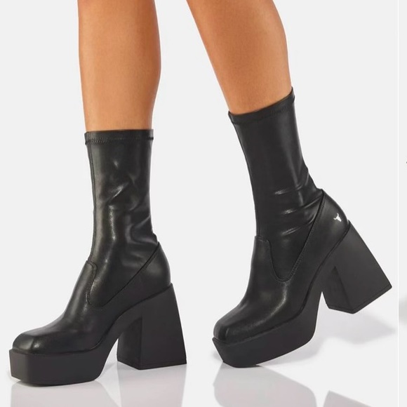 Trendy leather Windsor Smith platform booties - Picture 2 of 6